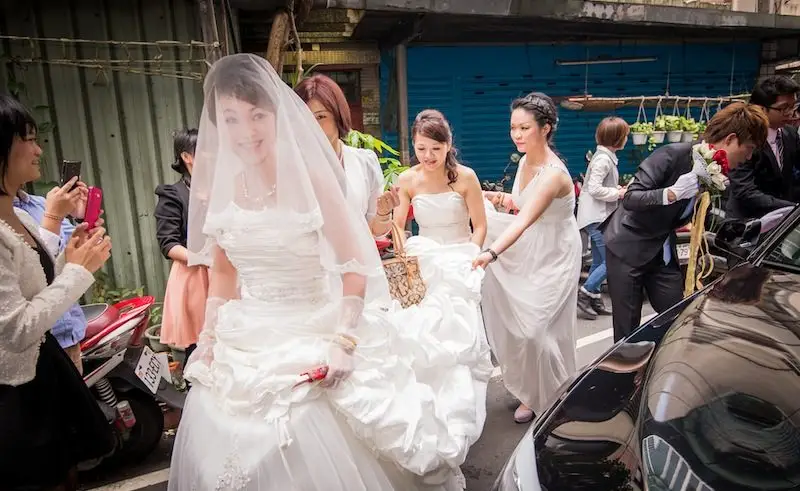 The Modern Citizen’s Wedding: A Government Pamphlet Gets It Right