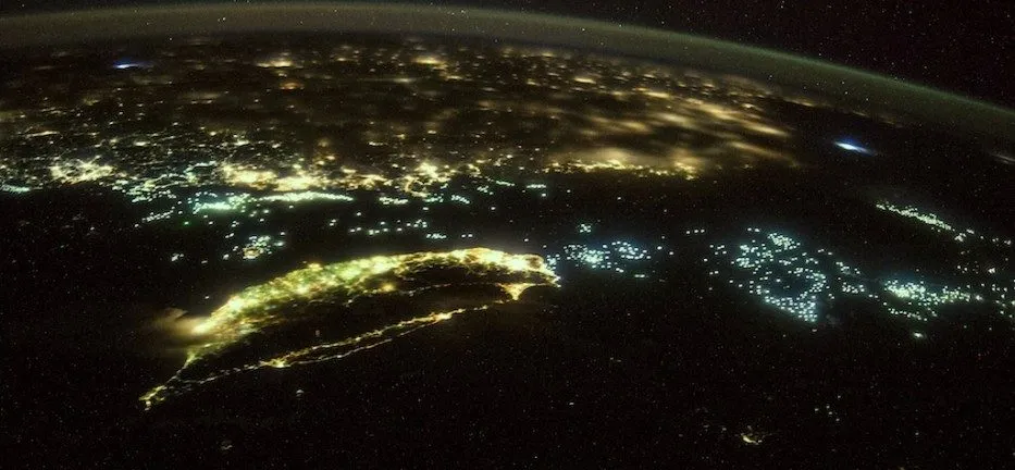iss040e081424-933x432-1273538